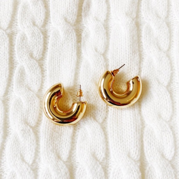 Vintage Jewelry - Vintage Inspired Gold Earrings Hoops